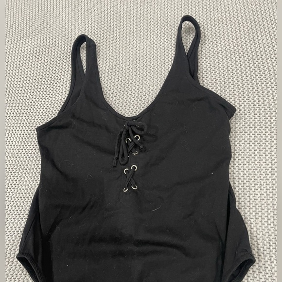 LIKE NEW H&M Lace Up Body Suit - Picture 3 of 3